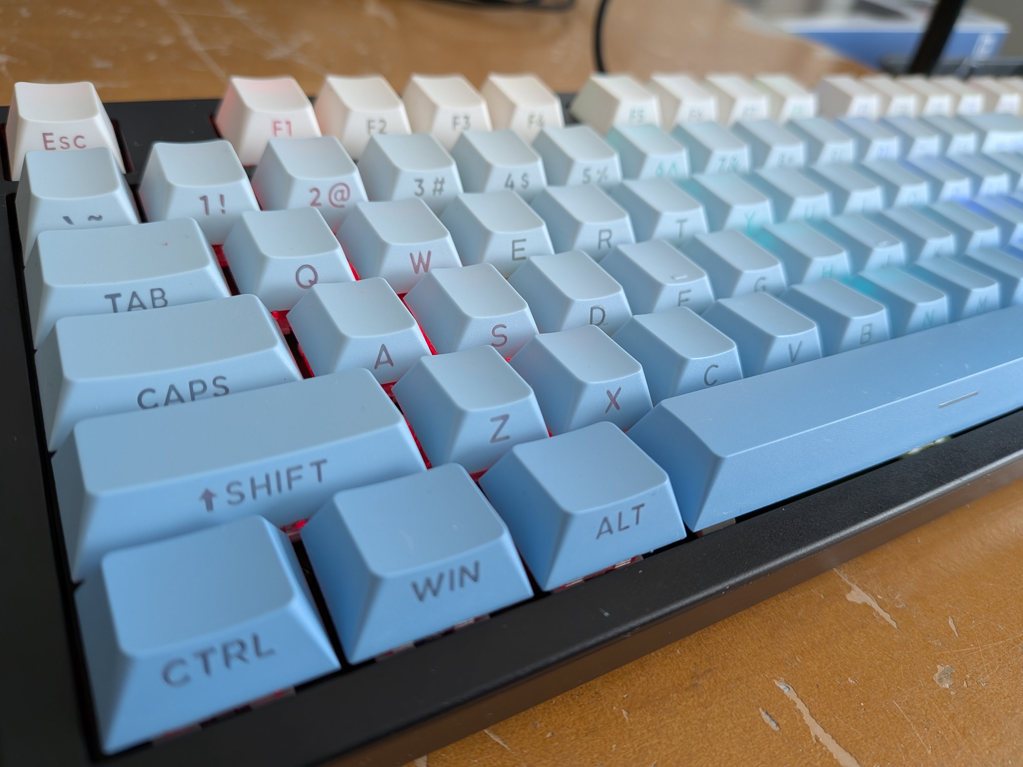 clavier-bleu