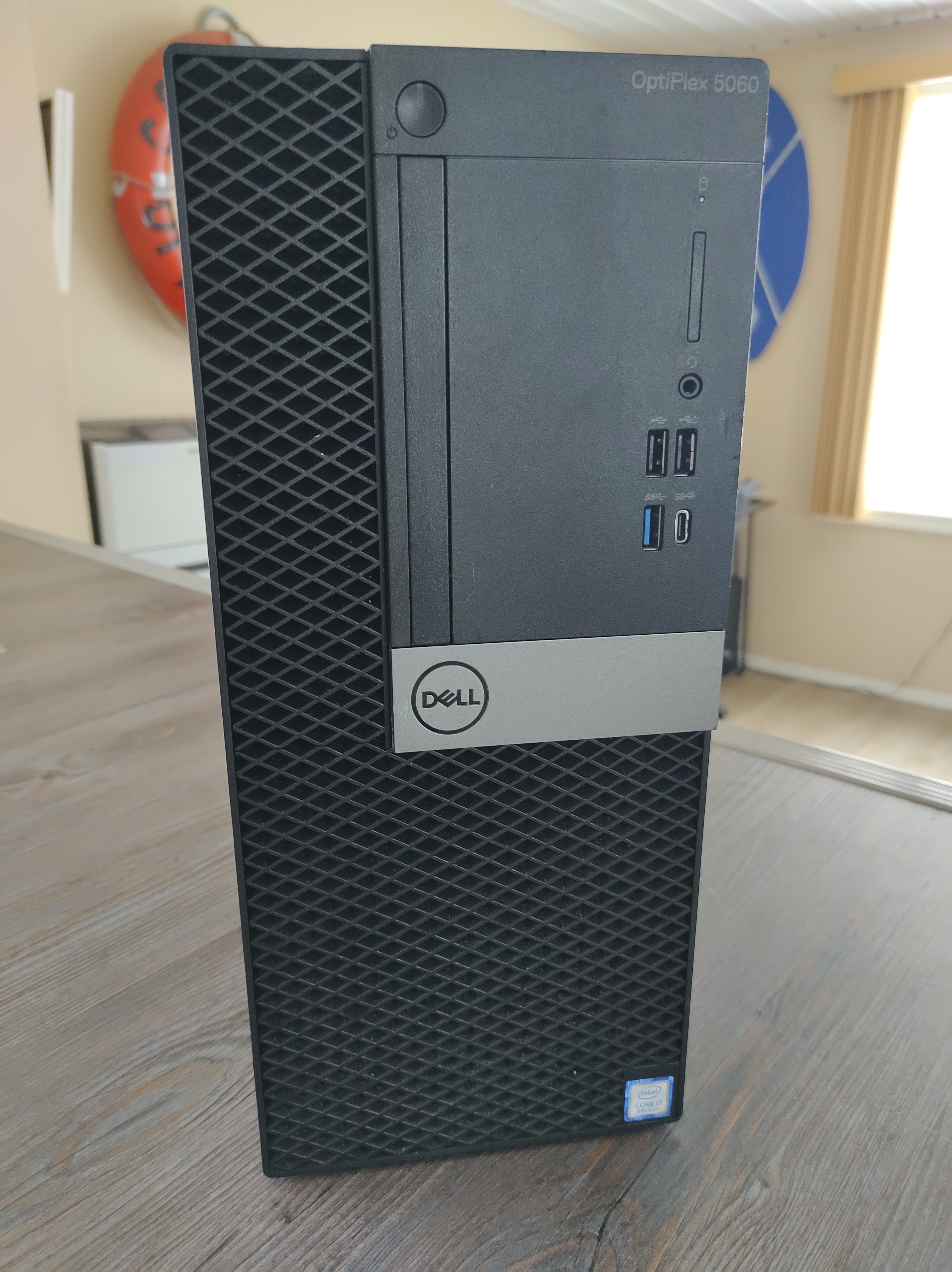 Tour I7-8700