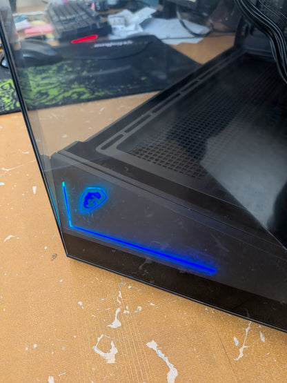 MSI  Ryzen 7 9800X3D (Stock vente en magasin seulement)