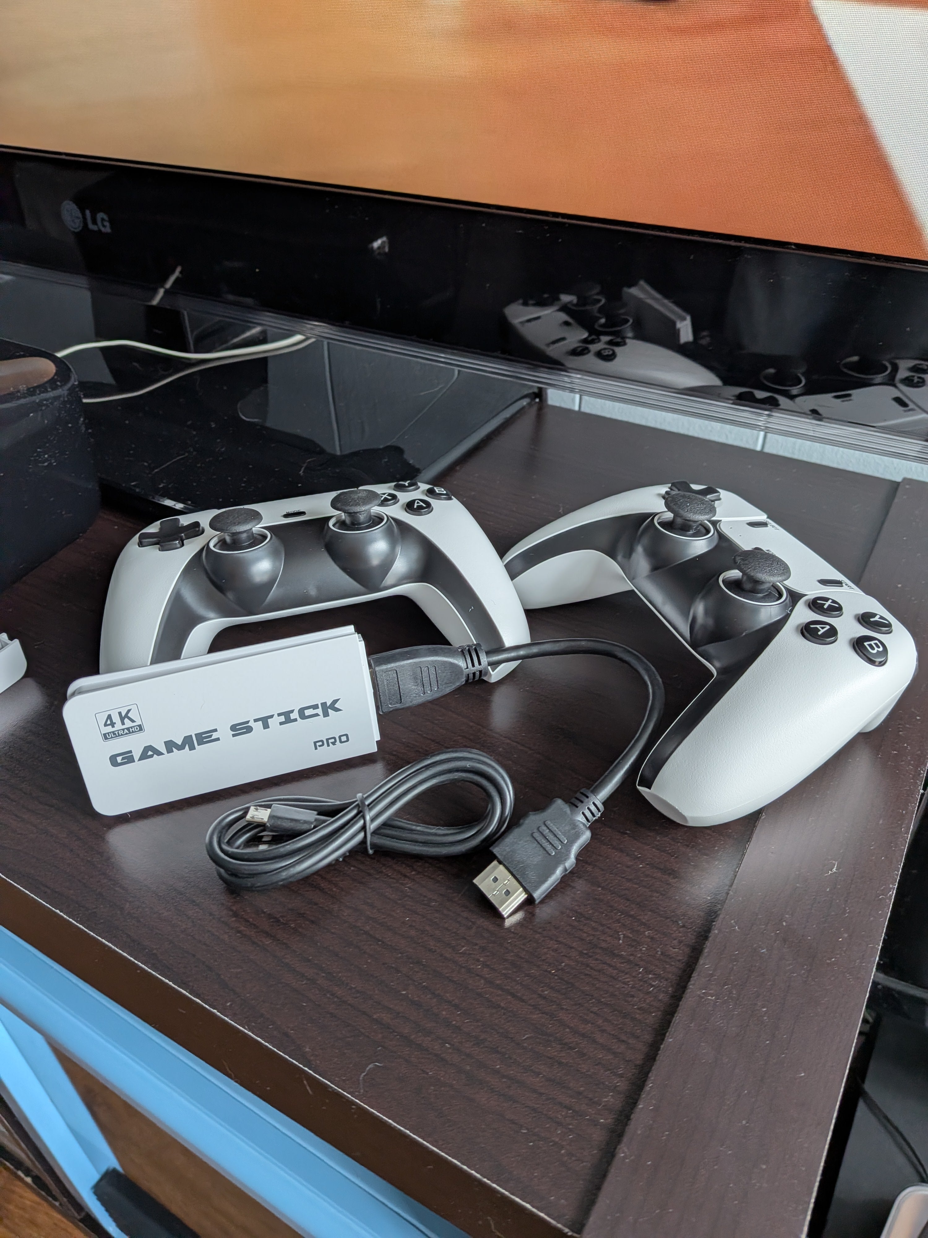 Console de Jeux Rétro 4K – Plus de 20 000 Jeux Classiques & 2 Manettes Sans Fil